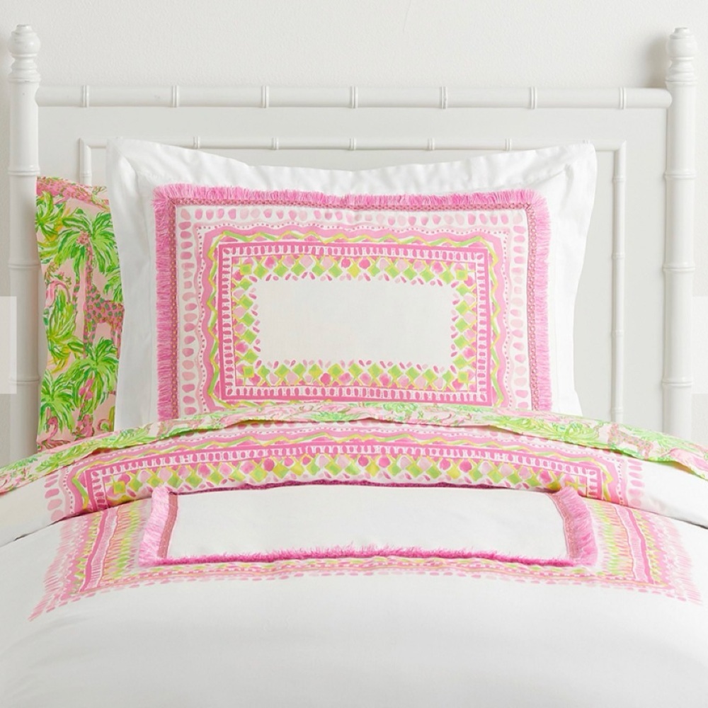 Pottery Barn kids Lilly Pulitzer duvet and sheet set